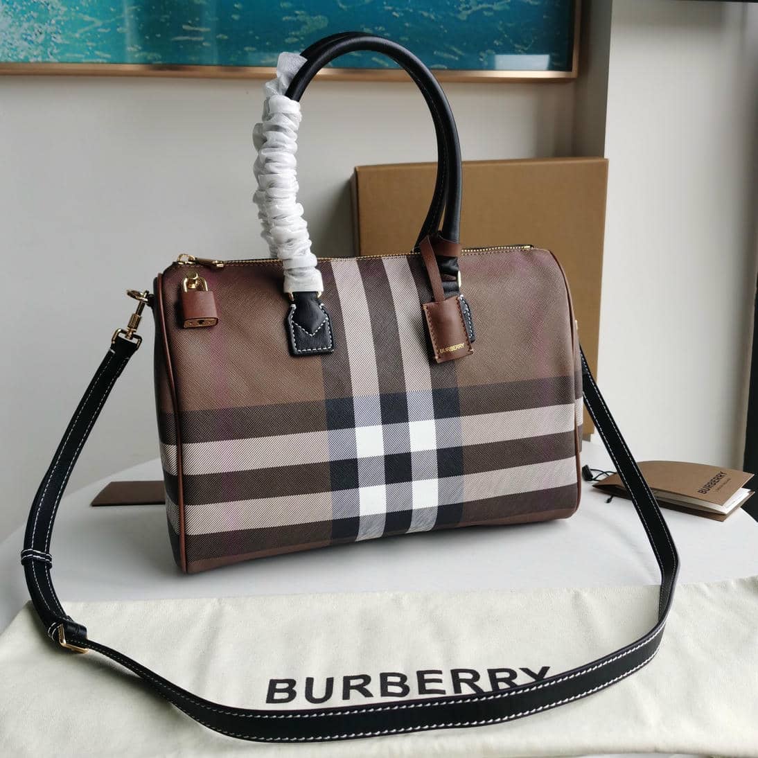Burberry Bag 401